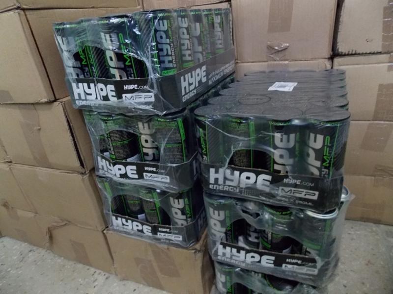 کشف نوشابه های انرژی زای قاچاق در محور کشف نوشابه های انرژی زای قاچاق در محور