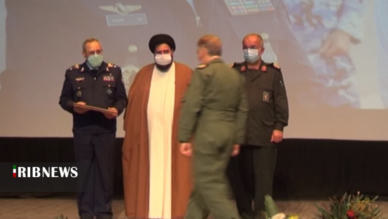 نیروهای مسلح ولایت مدار اجازه هیچ تهدیدی را به دشمن نمی دهند