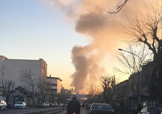 آتش سوزی انبار باربری در خیابان شوش آتش سوزی انبار باربری در خیابان شوش