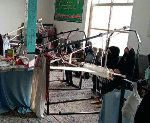 برگزاری کارگاه آموزشی فرت بافی در شهرستان خلیل آباد