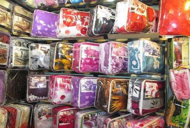کشف ۱۹۰ تخته پتوی قاچاق در روانسر کشف ۱۹۰ تخته پتوی قاچاق در روانسر