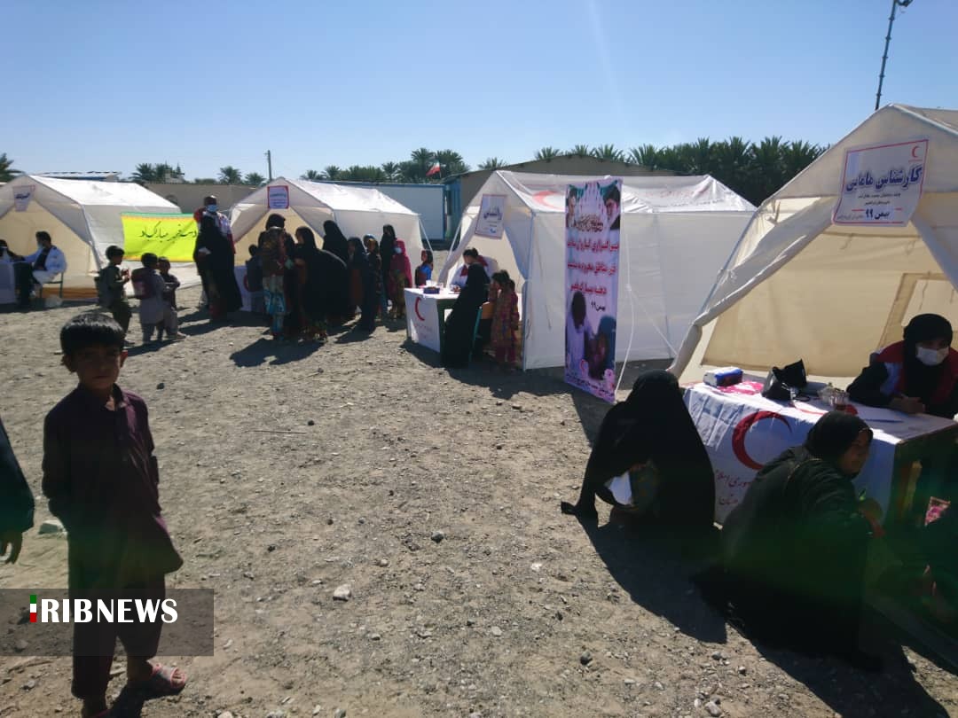 ویزیت رایگان بیش از ٣۵٠ نفر از مردم روستای نوک آباد زردکوه ایرانشهر |  خبرگزاری صدا و سیما