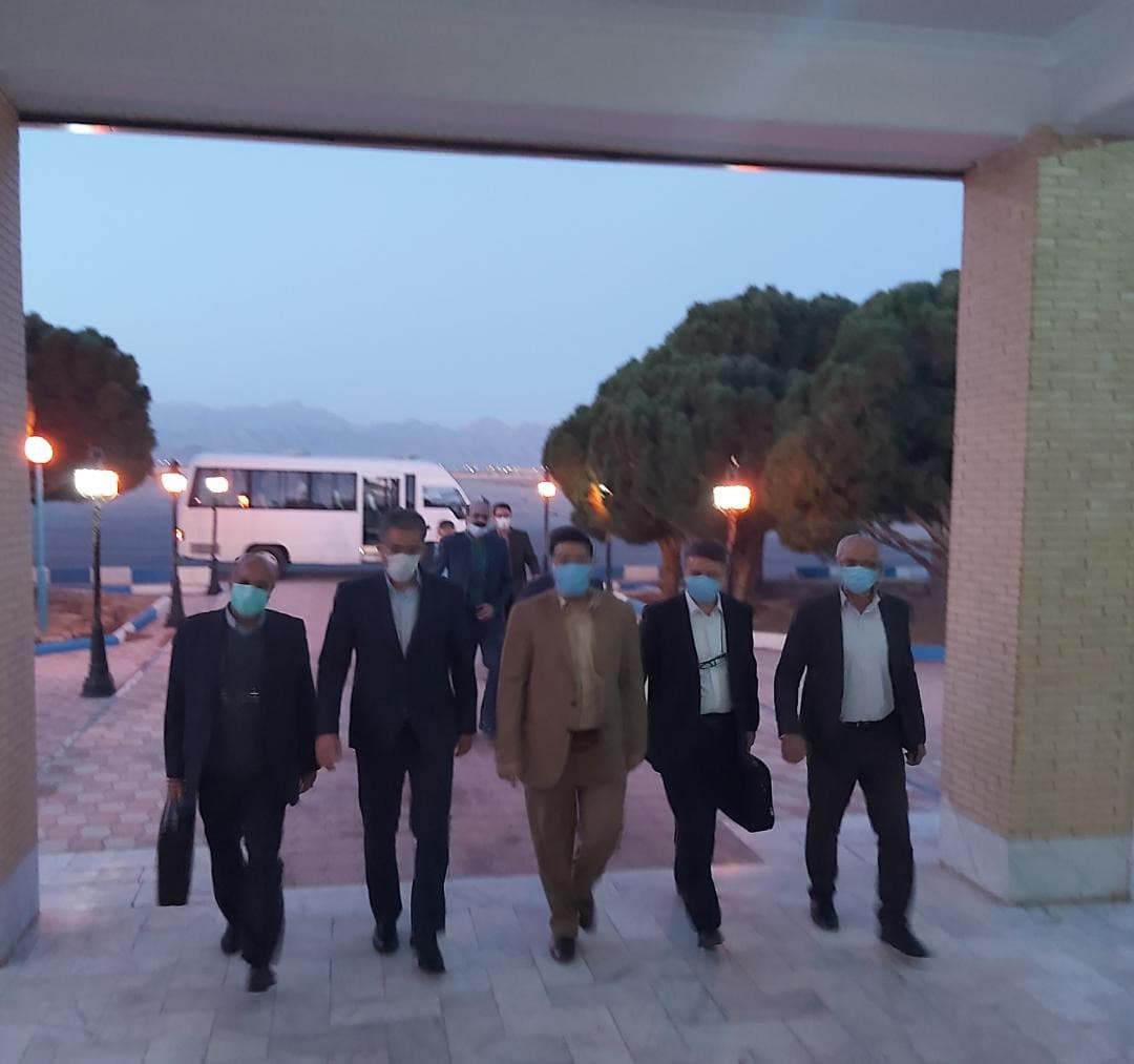 معاون وزیر صنعت، معدن و تجارت وارد یزد شد معاون وزیر صنعت، معدن و تجارت وارد یزد شد