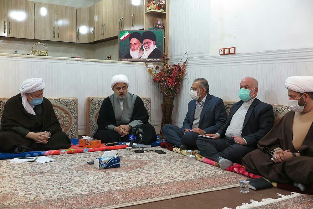 دیدار دبیرکل مجمع جهانی تقریب با امام جمعه اهل سنت پاوه دیدار دبیرکل مجمع جهانی تقریب با امام جمعه اهل سنت پاوه