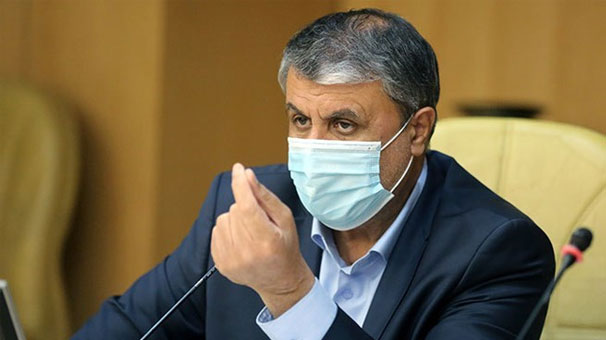 وزیر راه و شهرسازی با تاکید بر اهمیت مبادلات اقتصادی با کشورهای محور مقاومت گفت: مذاکرات برای ترانزیت از خاک عراق و اتصال ایران به خطوط ریلی این کشور به مراحل خوبی رسیده و در حال پیگیری است. خط ترانزیتی ایران به عراق و سوریه وصل میشود