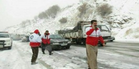 امدادرسانی به ۱۹۶۰ نفر در برف و طوفان در مازندران