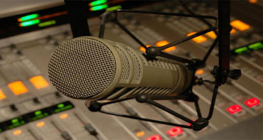 ویژه برنامههای ایام دهه مبارک فجر صداوسیما مرکز کیش ویژه برنامههای ایام دهه مبارک فجر صداوسیما مرکز کیش