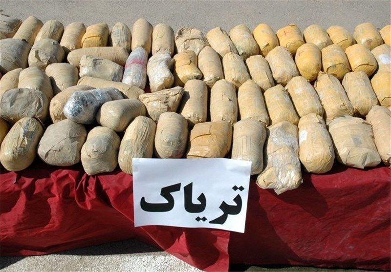 توقیف محموله افیونی توسط ماموران یگان تکاوری توقیف محموله افیونی توسط ماموران یگان تکاوری