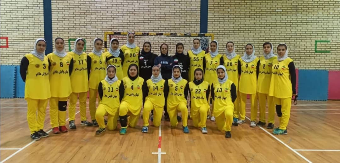 پیروزی بانوان هندبالیست ملایر در مقابل نماینده ارومیه پیروزی بانوان هندبالیست ملایر در مقابل نماینده ارومیه