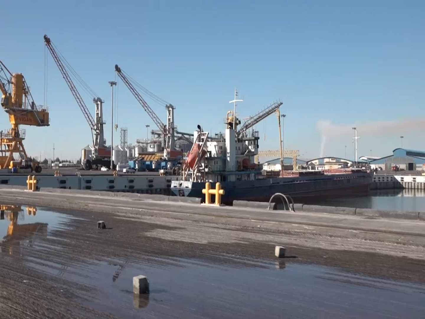 افزایش ترخیص انواع کالا از بندر امیرآباد