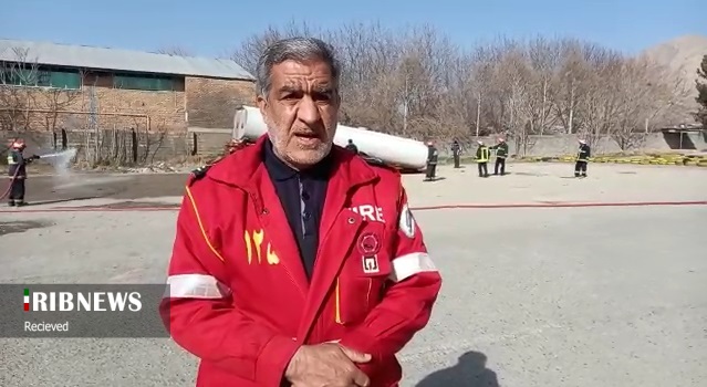 واژگونی تانکر سوخت با سی هزار لیتر بنزین واژگونی تانکر سوخت با سی هزار لیتر بنزین