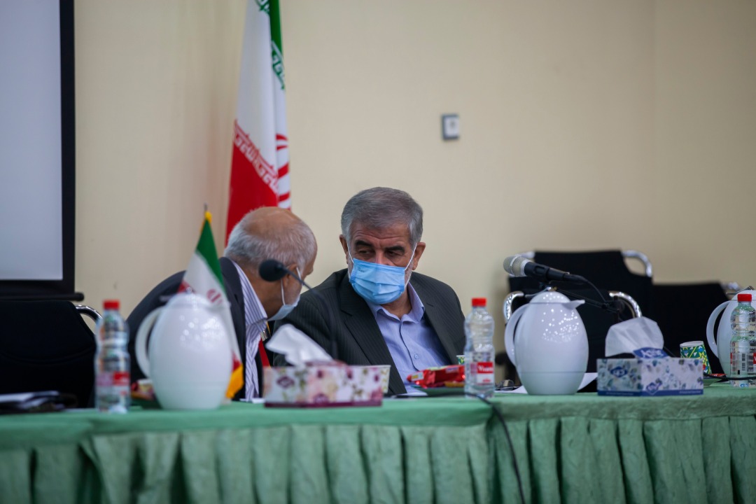 قوانین مربوط به تولید و صنعت نباید با شیوه‌نامه‌ها اقدام به تفسیر شود