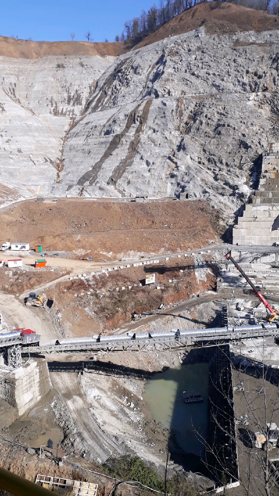 بررسی روند ساخت سد شفارود رضوانشهر بررسی روند ساخت سد شفارود رضوانشهر