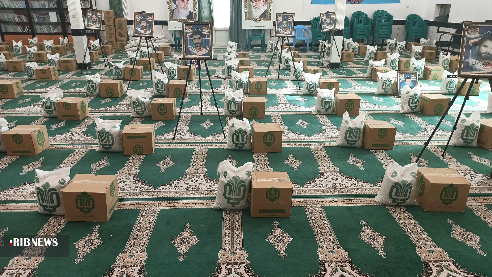 توزیع 1200 بسته غذایی بین نیازمندان فردوس