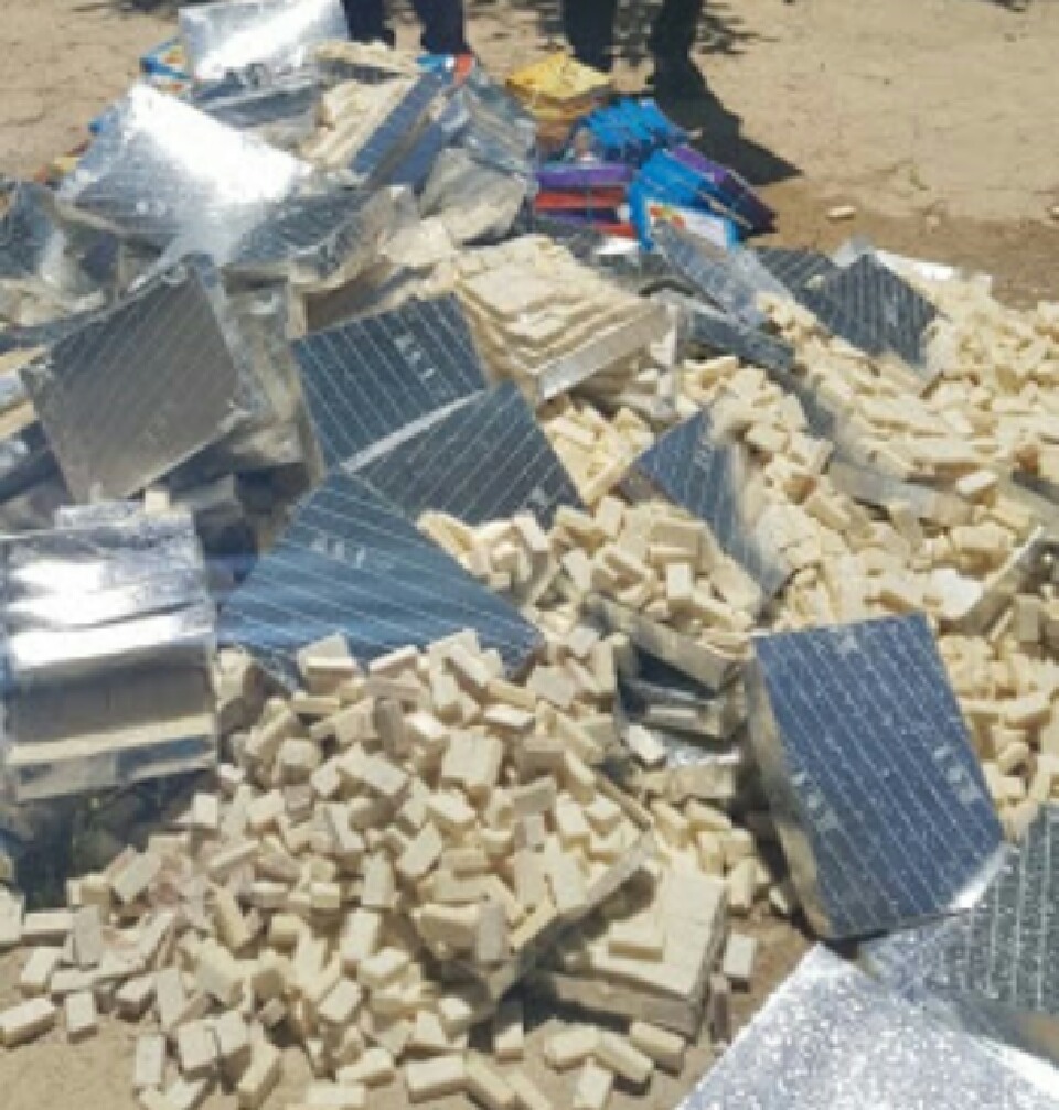 کشف ۵۲۵ کیلوگرم شیرینی خانگی فاسد در سبزوار کشف ۵۲۵ کیلوگرم شیرینی خانگی فاسد در سبزوار