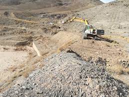 آغاز به کار طرح ایجاد بند خاکی کنترل سیلاب در اردکان آغاز به کار طرح ایجاد بند خاکی کنترل سیلاب در اردکان