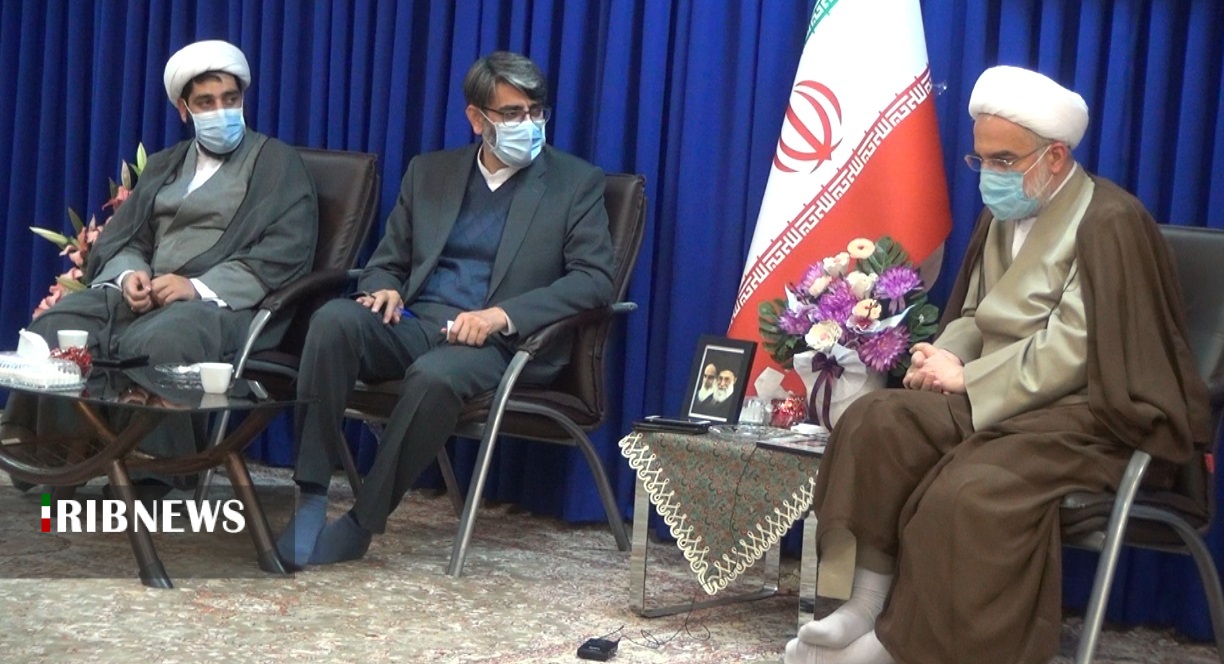 استفاده از ظرفیت روحانیت برای اصلاح رفتار زندانیان استفاده از ظرفیت روحانیت برای اصلاح رفتار زندانیان