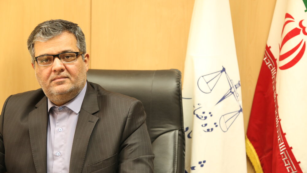 سند رسمی موجب تقویت امنیت حقوقی میشود سند رسمی موجب تقویت امنیت حقوقی میشود