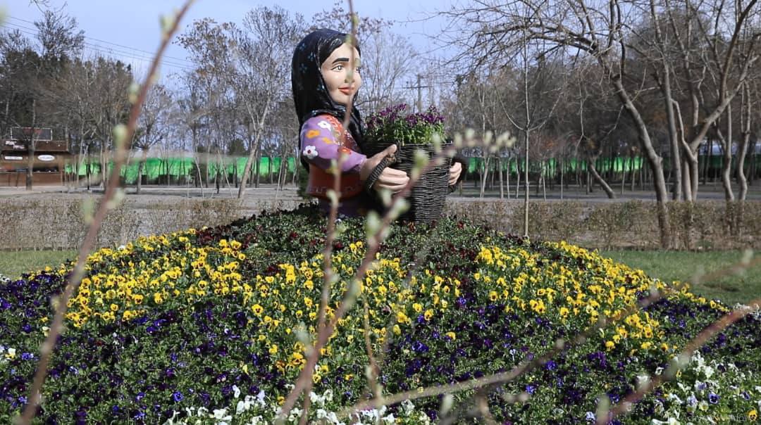 کاشت گلهای استقبال از بهار ۱۴۰۰ در مشهد کاشت گلهای استقبال از بهار ۱۴۰۰ در مشهد