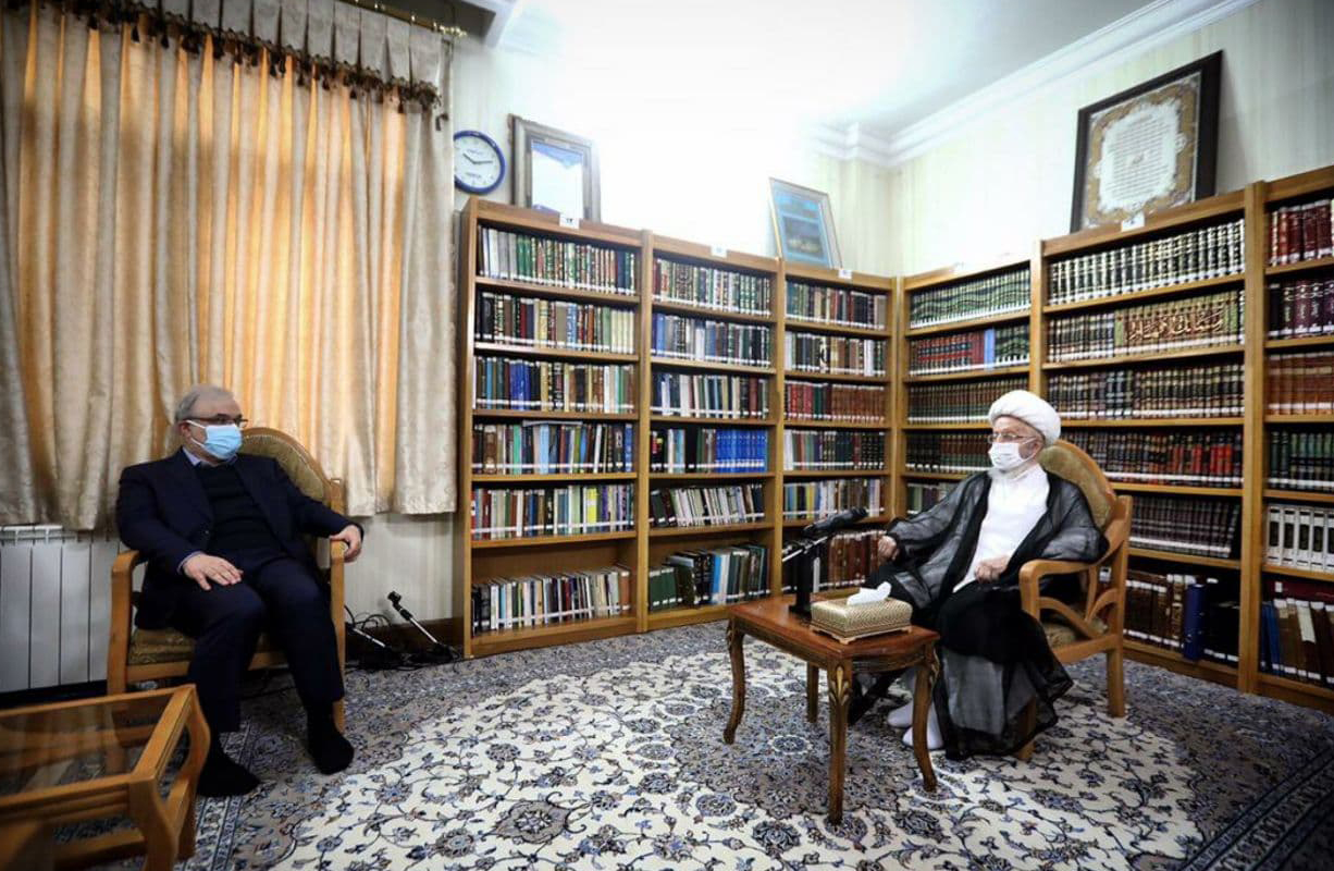 دیدار وزیر بهداشت با آیت الله مکارم شیرازی