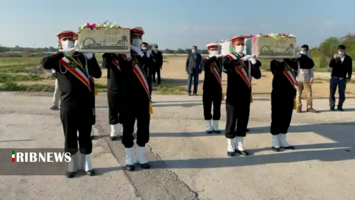 استقبال از پیکر دو شهید گمنام دفاع مقدس در بوشهر استقبال از پیکر دو شهید گمنام دفاع مقدس در بوشهر