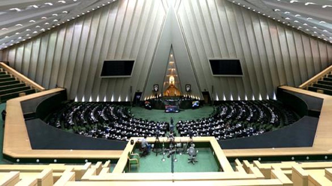 مجوز به بانک مرکزی برای ارائه تنخواه به سازمان هدفمندی یارانه‌ها