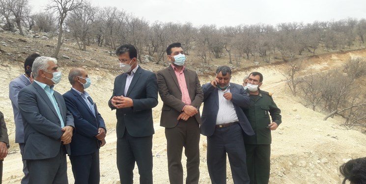 بازگشایی جاده برفکوه در بخش چاروسا