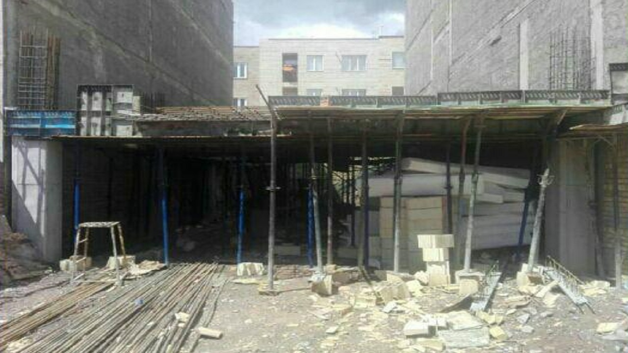 ریزش آوار در قزوین سه مصدوم بر جا گذاشت ریزش آوار در قزوین سه مصدوم بر جا گذاشت