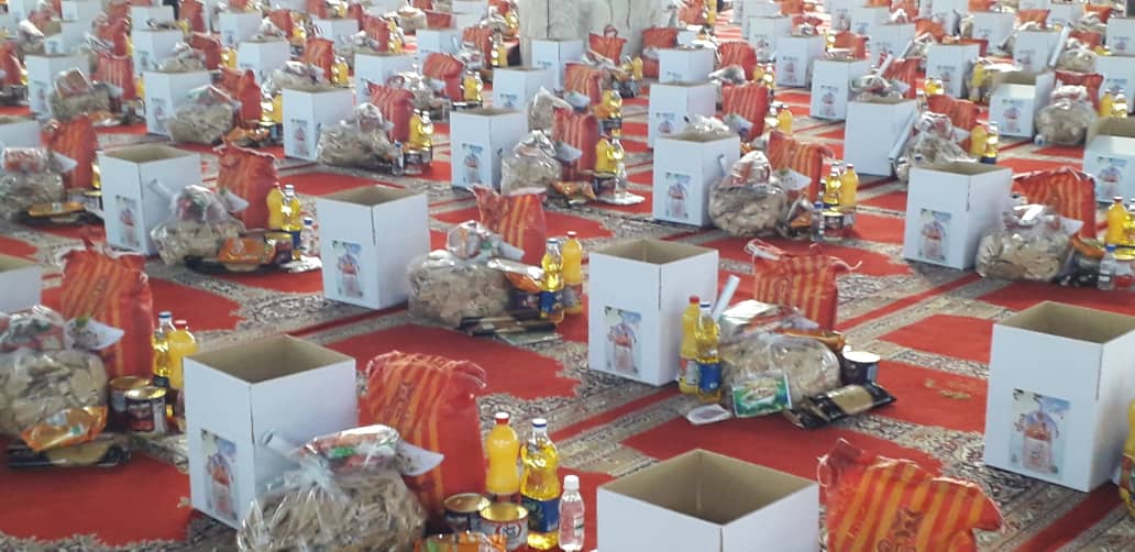 جلوهای از همدلی اردکانیها در ماه مهمانی خدا جلوهای از همدلی اردکانیها در ماه مهمانی خدا