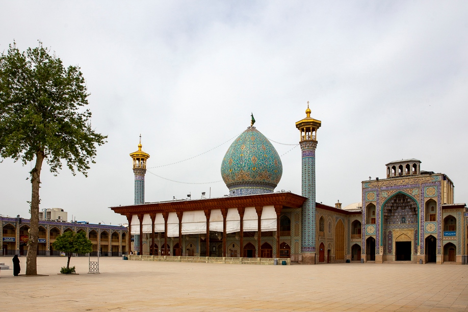 بازگشایی محدود صحن‌های حرم مطهر احمدی و محمدی پس از ماه رمضان
