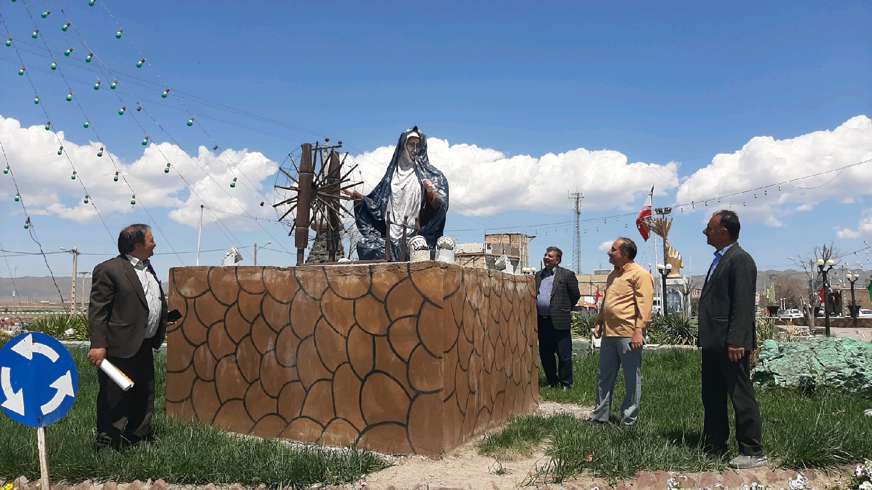 افتتاح سنگ فرش و استراحتگاه مسافری در سفیدسنگ فریمان | خبرگزاری صدا و سیما