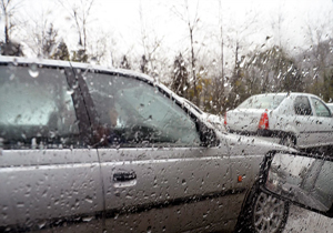 جادههای مازندران لغزنده و بدون ترافیک