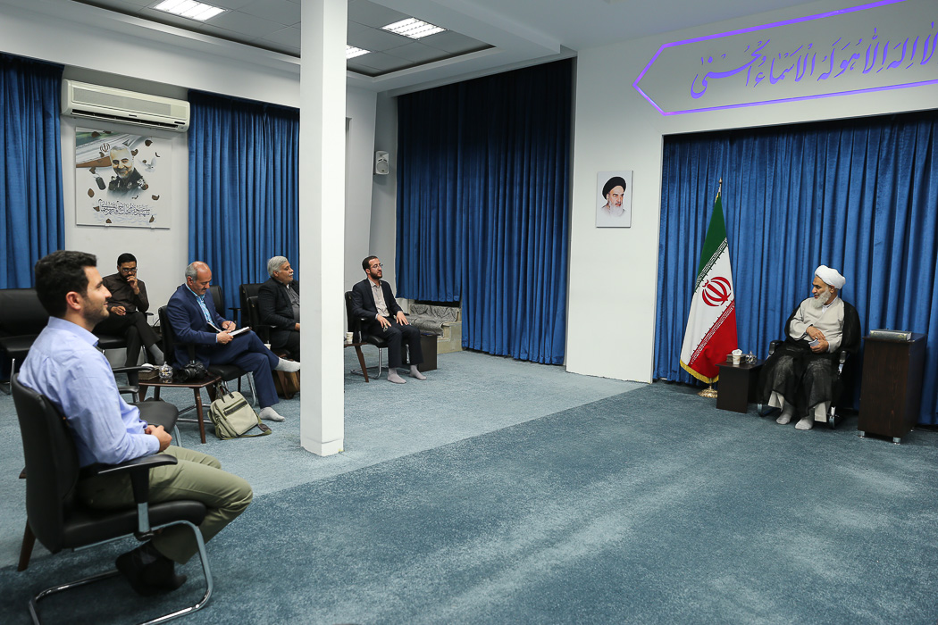 حریت و آزادگی لازمه کار در حوزه مطبوعات و قلم