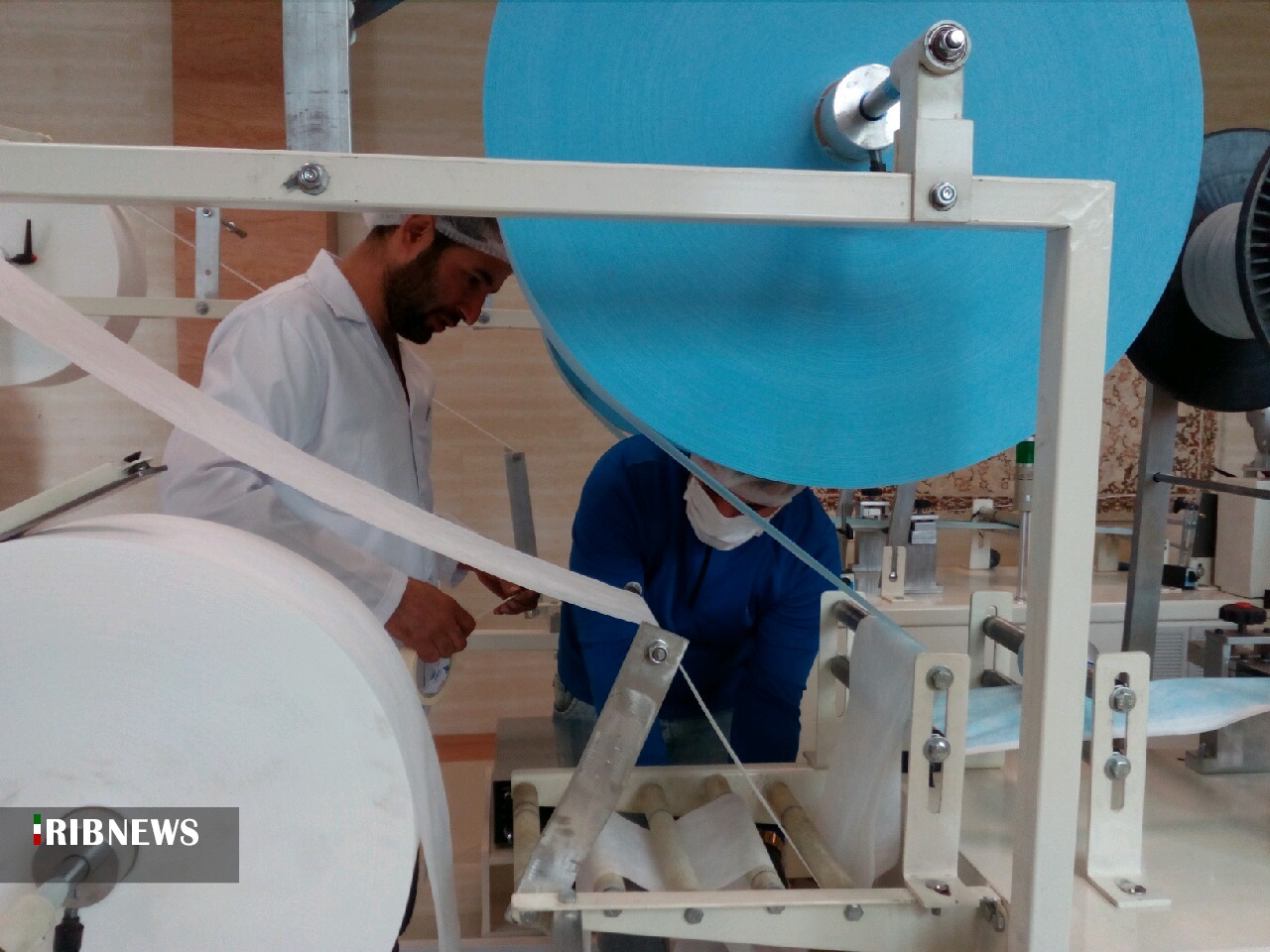 بومی سازی دستگاههای پر سرعت تولید ماسک سه لایه در ابهر بومی سازی دستگاههای پر سرعت تولید ماسک سه لایه در ابهر