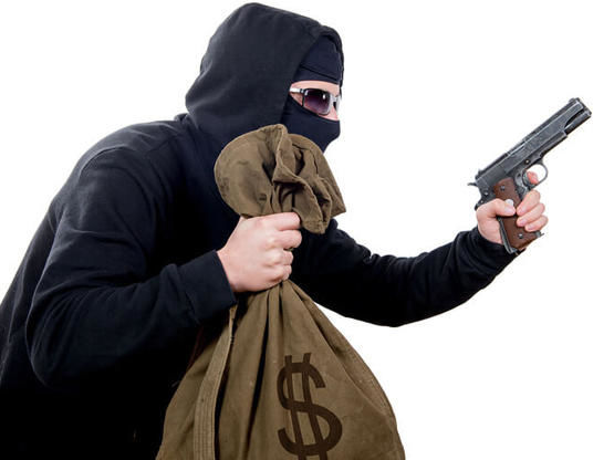 سرکرده سارقان اماکن دولتی در اهواز در دام پلیس سرکرده سارقان اماکن دولتی در اهواز در دام پلیس