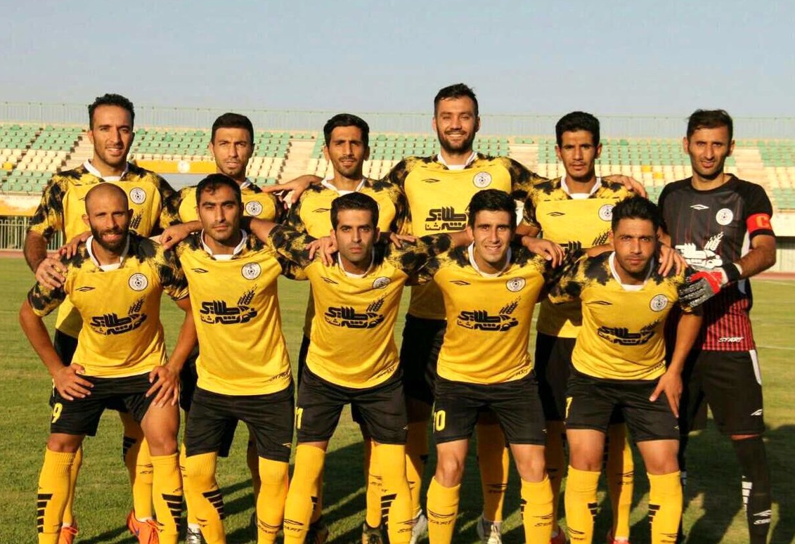 پرسپولیس تهران سه شنبه میزبان خوشه طلایی ساوه پرسپولیس تهران سه شنبه میزبان خوشه طلایی ساوه