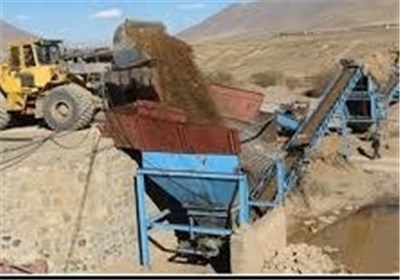 پلمپ یک کارگاه غیرمجاز ماسه شویی در دزفول