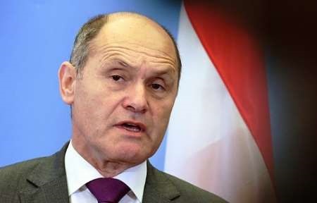 تبریک رئیس مجلس اتریش به قالیباف