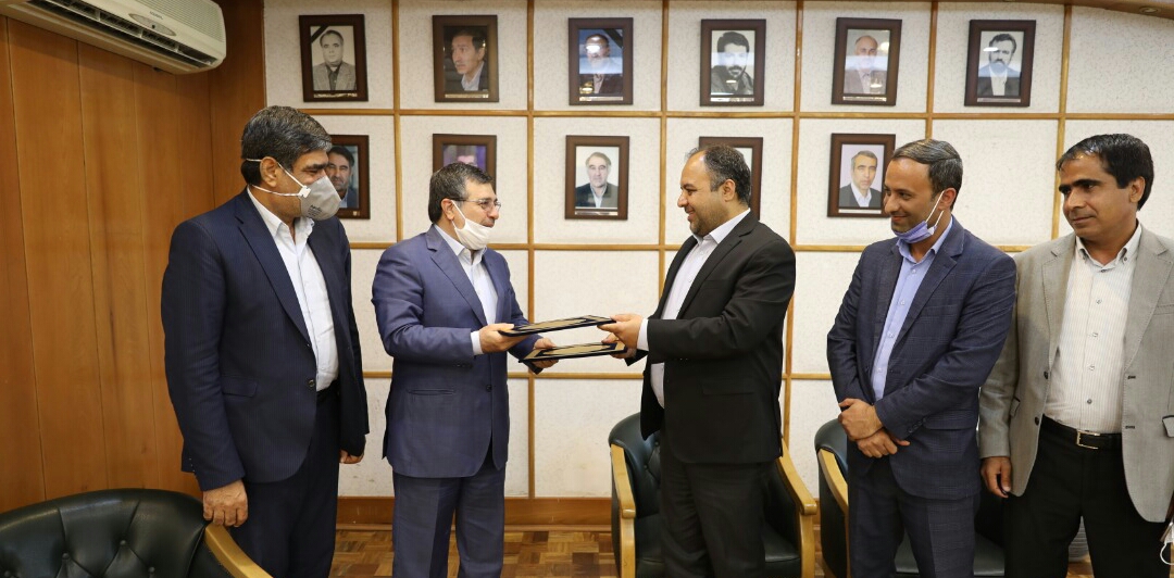 امضای تفاهم نامه ساخت ۲۰۰ فضای آموزشی در هرمزگان امضای تفاهم نامه ساخت ۲۰۰ فضای آموزشی در هرمزگان