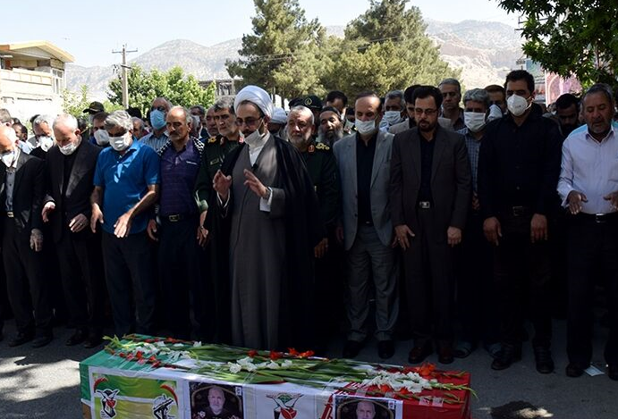 تشییع پیکر مطهر پدر ۲ شهید والامقام دفاع مقدس تشییع پیکر مطهر پدر ۲ شهید والامقام دفاع مقدس