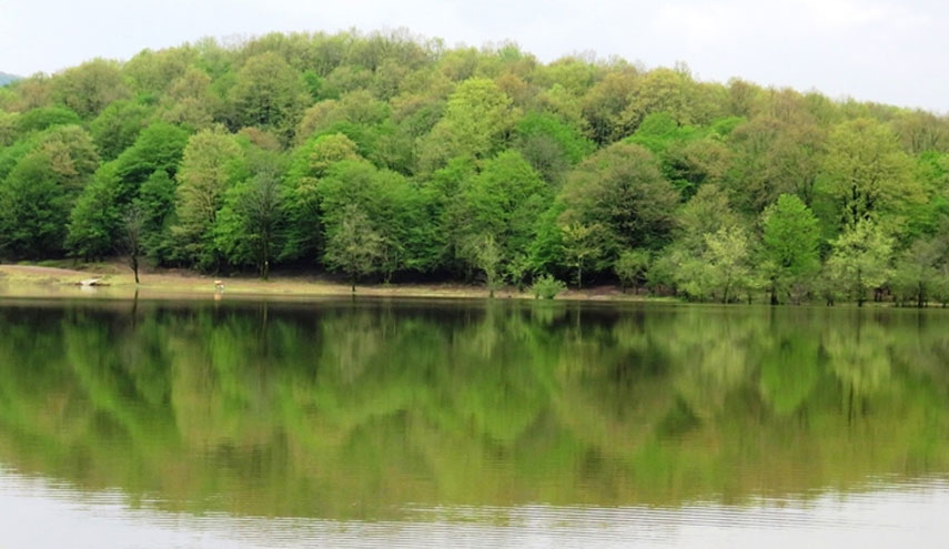 دریاچه سقالکسار، یکی از پاک&zwnj;ترین دریاچه&zwnj;های ایران