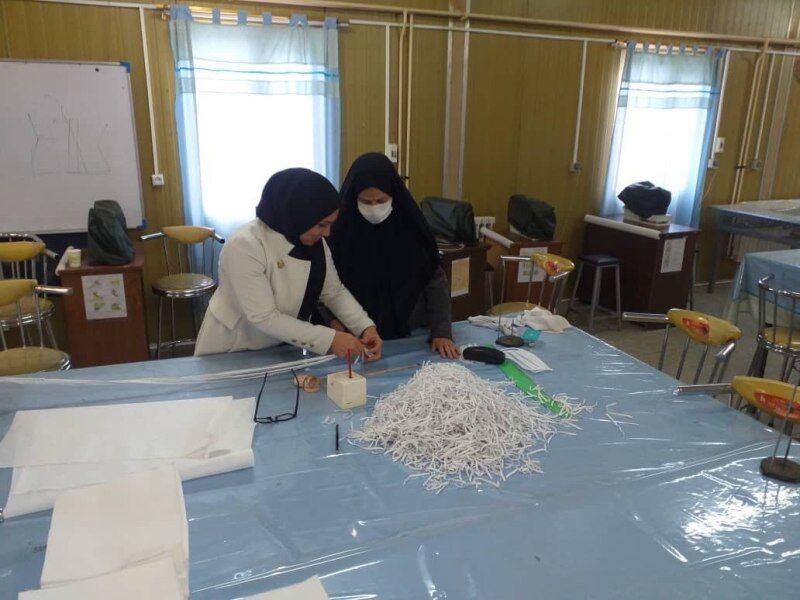 اهدا بیش از یک میلیون و 200 عدد ماسک از سوی بانوان نیکوکار اهدا بیش از یک میلیون و 200 عدد ماسک از سوی بانوان نیکوکار