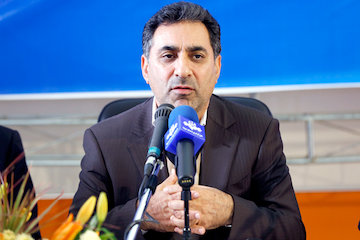 ساخت ۱۸۰۰ کیلومتر راه و راه آهن در کشور ساخت ۱۸۰۰ کیلومتر راه و راه آهن در کشور