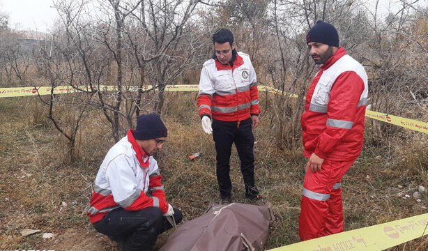 کشف جسد فرد مفقود شده در کوههای گچساران کشف جسد فرد مفقود شده در کوههای گچساران