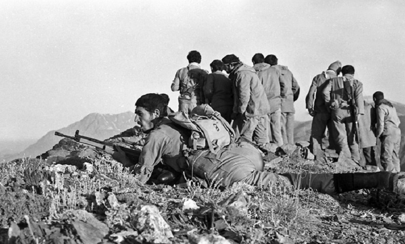 عملیات والفجر ۲؛ پتکی بر سر گروههای ضدانقلاب در غرب کشور عملیات والفجر ۲؛ پتکی بر سر گروههای ضدانقلاب در غرب کشور