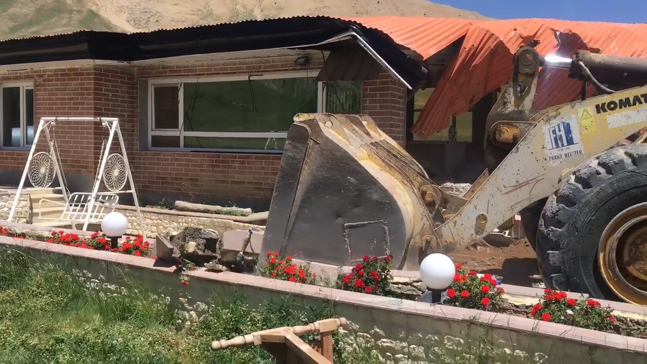 تخریب ویلای میلیاردی در آمل