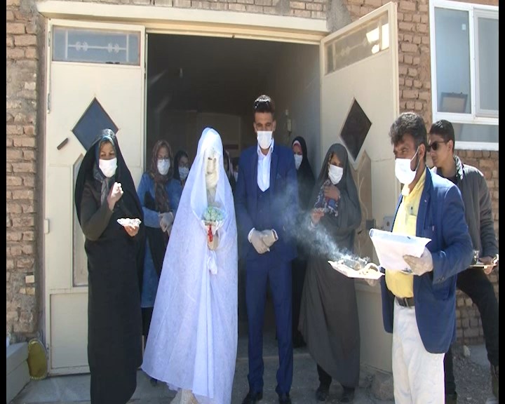 توپ در زمین کرونا؛ تدبیر در زمین مردم و مسئولان