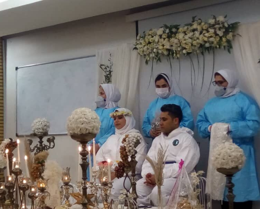 پیوند زوج پرستار پس از بدرقه بیماران کرونایی پیوند زوج پرستار پس از بدرقه بیماران کرونایی