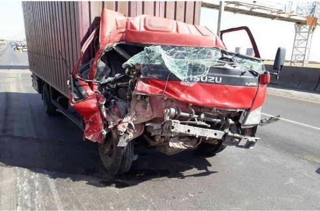 ۵ مصدوم در تصادف ایسوزو، پراید و تریلی ۵ مصدوم در تصادف ایسوزو، پراید و تریلی