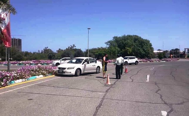 توقف ۲ خودروی متخلف در جزیره کیش توقف ۲ خودروی متخلف در جزیره کیش